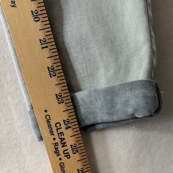 Apt 9 Capri Skinny Jeans Mid Rise Light Wash Distressed Cuffed - Picture 9 of 11